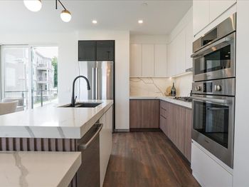 29 Woodford St