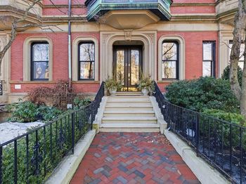 34 Commonwealth Ave