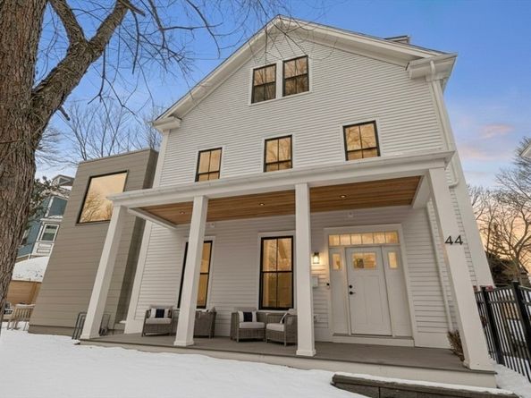 44A Robeson St, Boston MA 02130