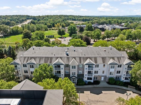 2204 Davenport Ave 2204, Canton MA 02021