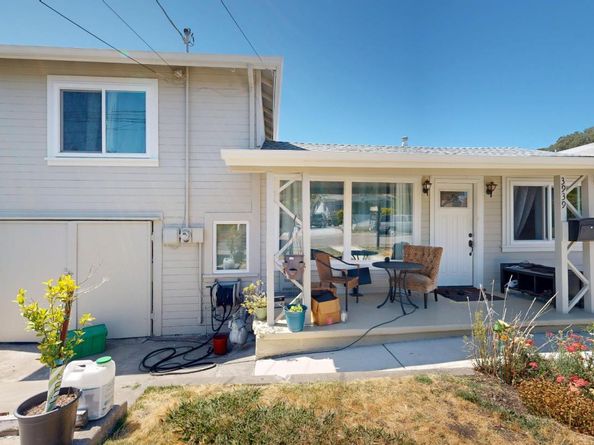 3939 Edgemoor Place, Oakland CA 94605