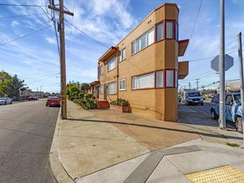 6033 Foothill Boulevard