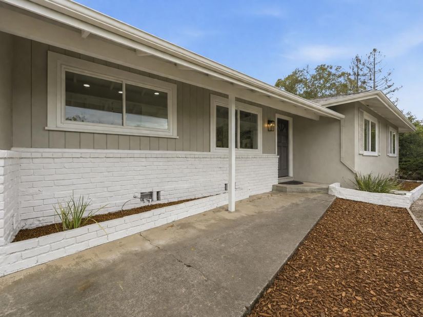 111 Lucero Way, Portola Valley CA 94028
