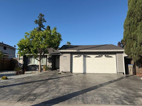 571 Kings Cross Way, San Jose CA 95136