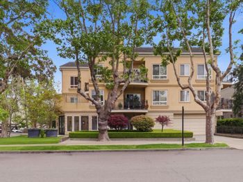 107 El Camino Real