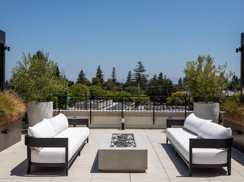 450 First 106, Los Altos CA 94022
