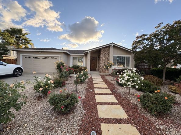 6141 Royal Acorn Place, San Jose CA 95120