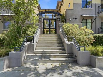 800 N 8th Street