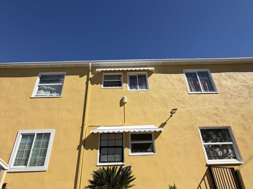 23 Peroly Court, Oakland CA 94601