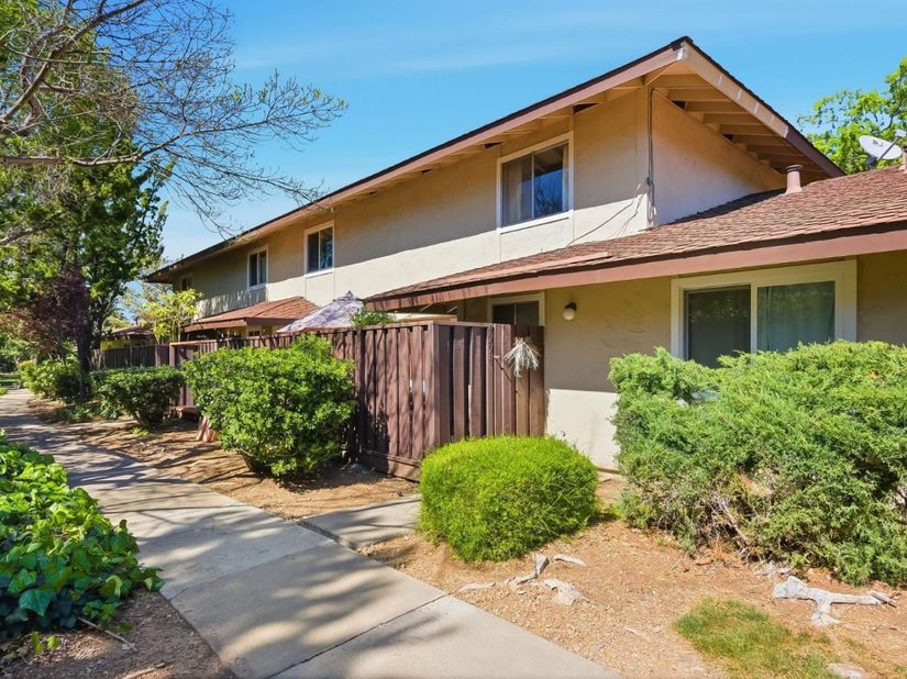 4994 Peach Terrace, Campbell CA 95008