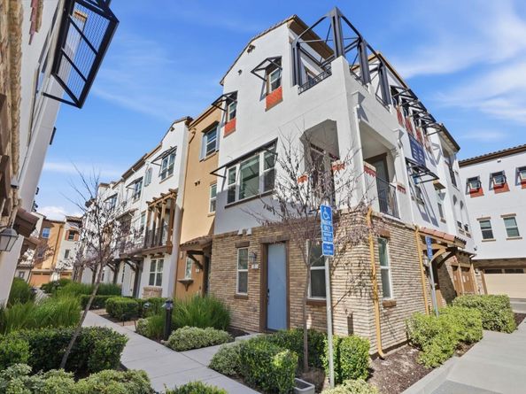 2733 Sorano Court Unit 7, San Jose CA 95111