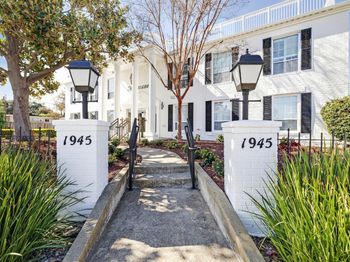 1945 Mount Vernon Court