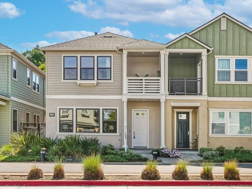 217 Athena Court, Mountain View CA 94043