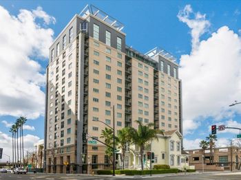 175 W Saint James Street