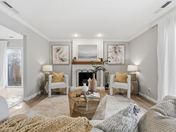 61 N Leigh Avenue, Campbell CA 95008