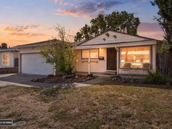 36047 Pizarro Drive