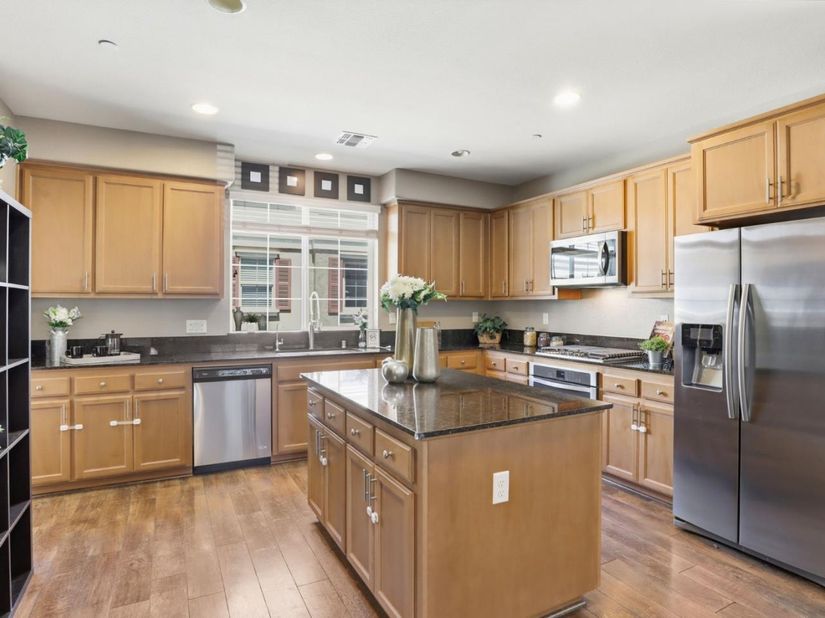 57 Regency Place, Hayward CA 94544