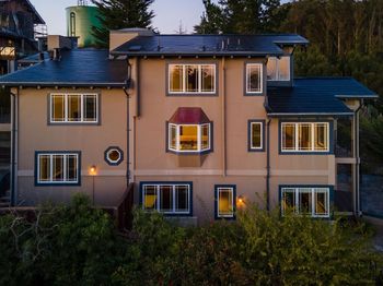 107 Dolphine Avenue