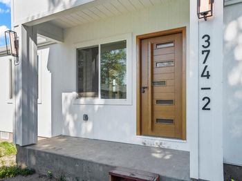 374 S 21st Street