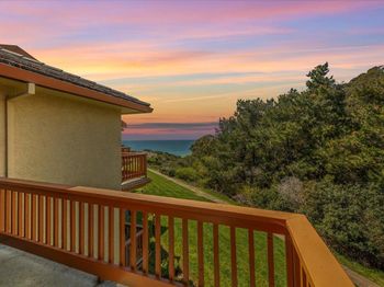 29 Seascape Resort Drive