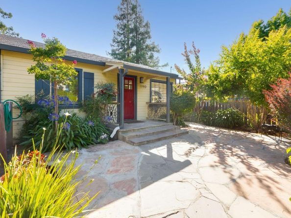 1190 Saint Francis Street, Redwood City CA 94061