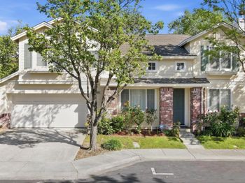 4040 Hemingway Common