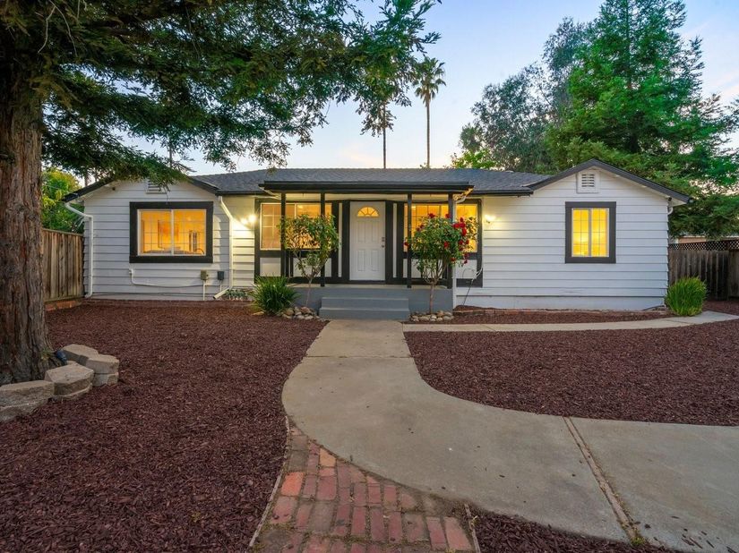 1131 Shamrock Drive, Campbell CA 95008