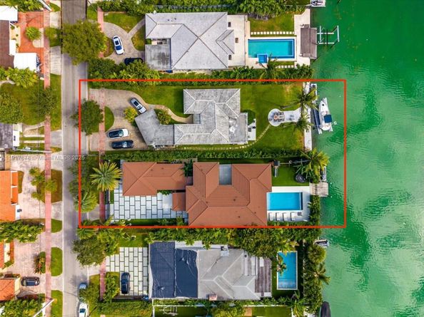 710 + 700 S Shore Dr, Miami Beach FL 33141