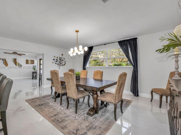 6904 SW 65th Ave, South Miami FL 33143