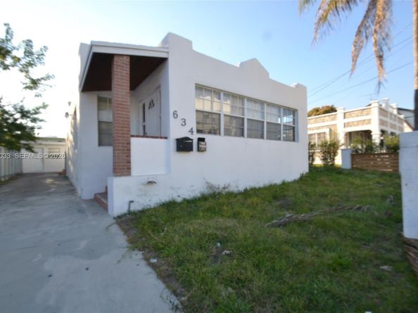634 SW 10th Ave, Miami FL 33130
