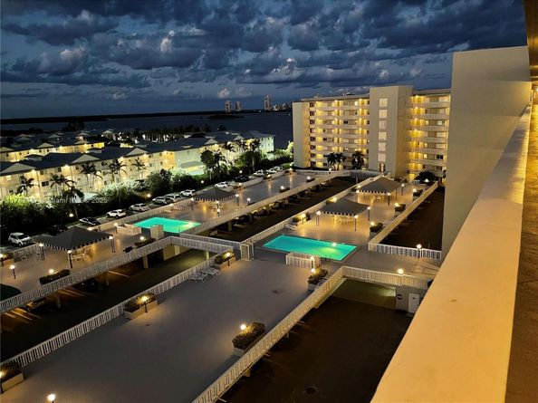 801 Lake Shore Drive 414, Lake Park FL 33403