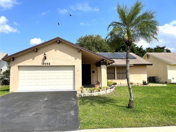 18052 S 105th Ave S, Boca Raton FL 33498