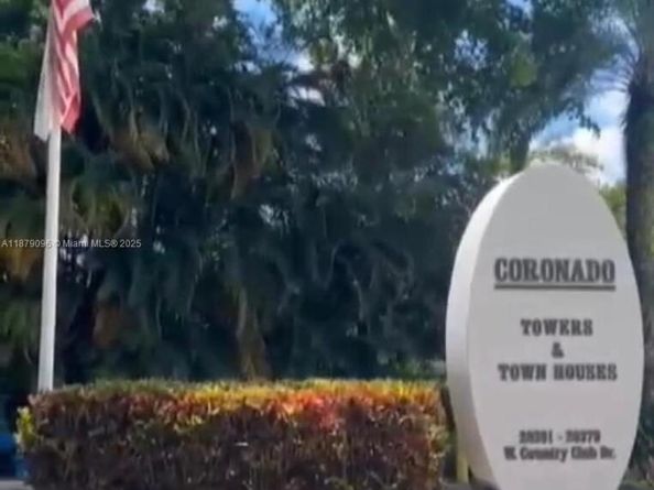 20335 W Country Club Dr 2401, Aventura FL 33180