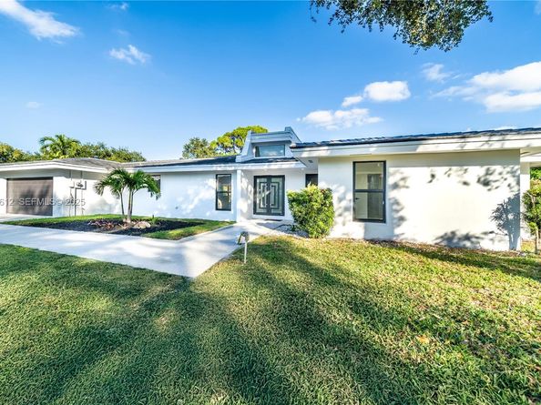 18101 NW 19th Ave, Miami Gardens FL 33056