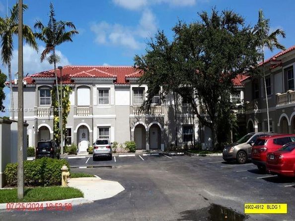 4917 SW 141st Ave 4, Miramar FL 33027