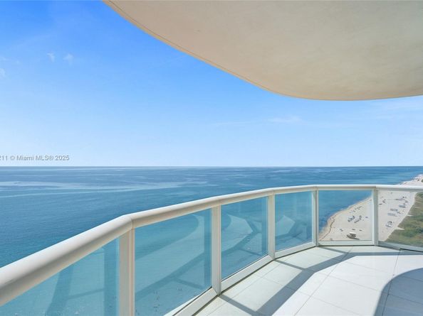 6365 Collins Ave 2403, Miami Beach FL 33141