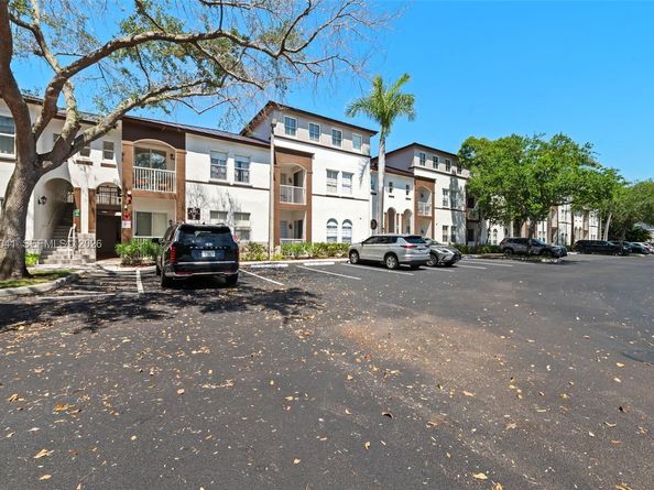4301 SW 160th Ave 207, Miramar FL 33027