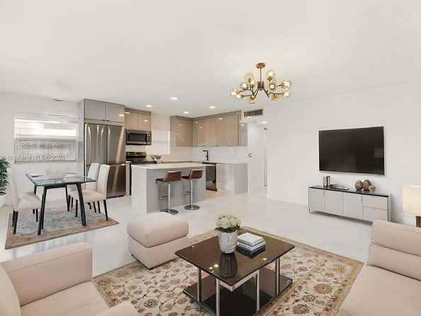 369 Saxony H 369H, Delray Beach FL 33446