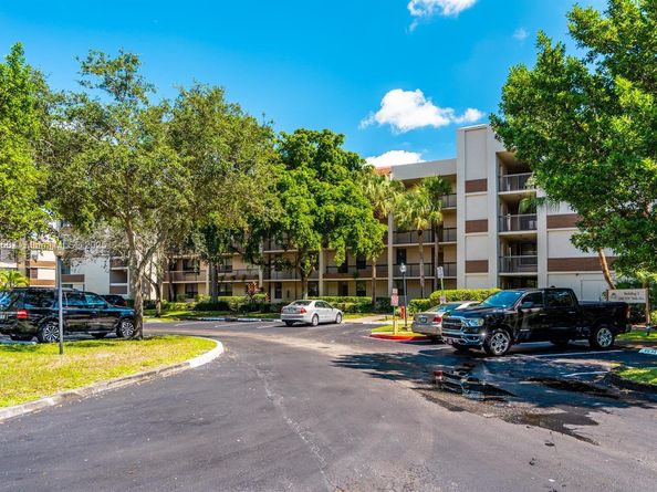 100 NW 76th Ave 4042, Plantation FL 33324
