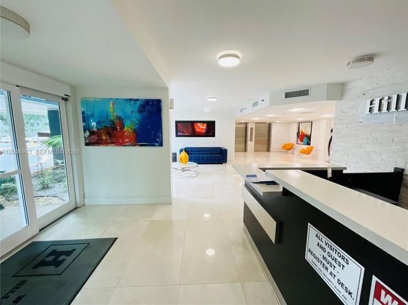 919 Hillcrest Dr 504, Hollywood FL 33021