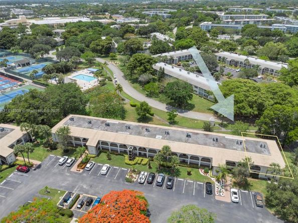 2704 Nassau Bnd J2, Coconut Creek FL 33066