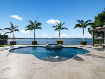 8445 E Watercrest Cir E