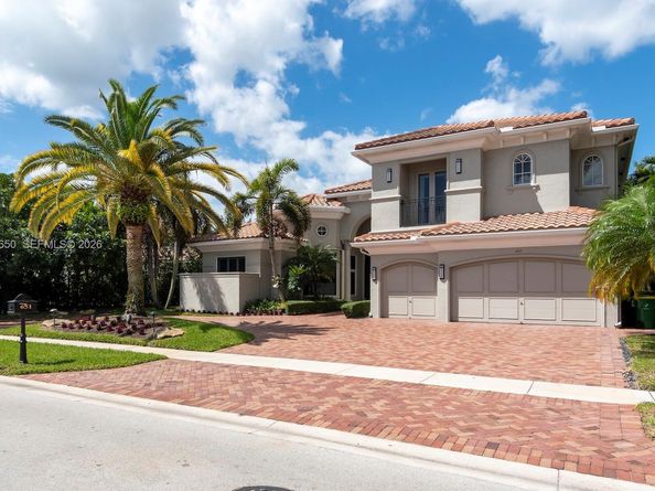 651 Sweet Bay Ave, Plantation FL 33324