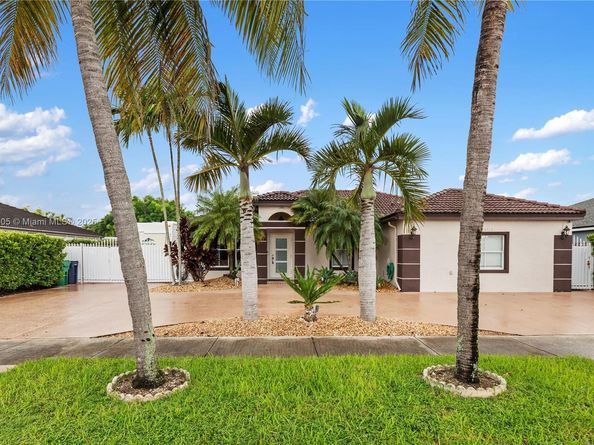 16310 SW 144th Ave, Miami FL 33177