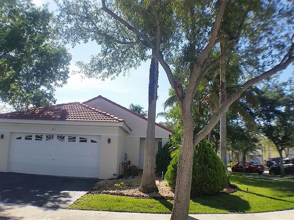 Undisclosed Address #A11955605, Weston FL 33326