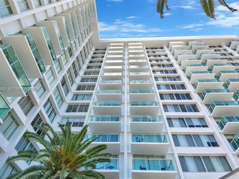 1000 West Ave