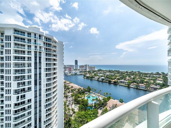 21050 Point Pl 2601, Aventura FL 33180