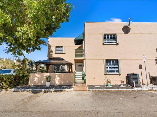 11860 SW 18th Ter 103, Miami FL 33175