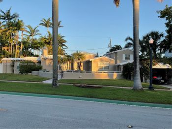 4320 Royal Palm Ave