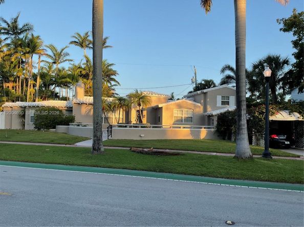 4320 Royal Palm Ave, Miami Beach FL 33140